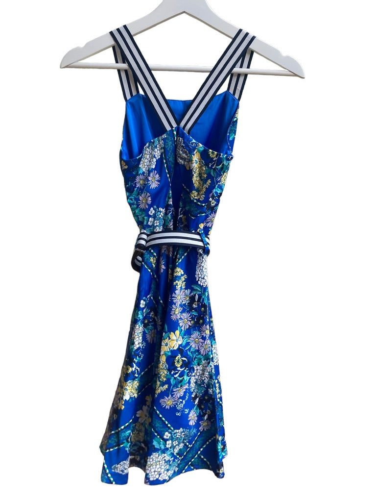 Review Blue Floral print Dress with matching belt - Size 10