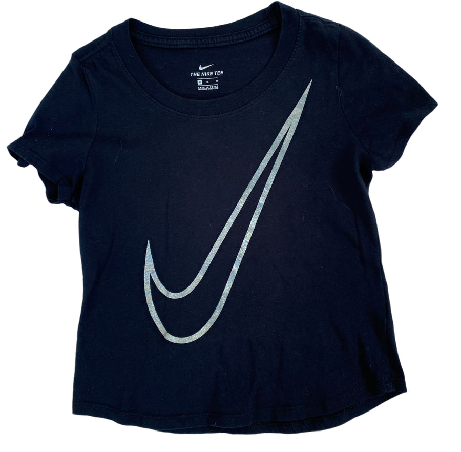 Nike Short Sleeve Girls T-shirt - Size 8